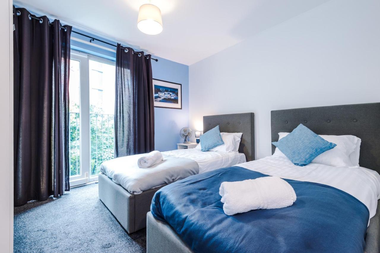 2 Bed Apartment With Balcony Private Parking Near Etihad Stadium, Coop Live Manchester Dış mekan fotoğraf